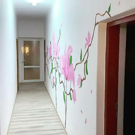 La Jolie Maison דירה טרגובישטה